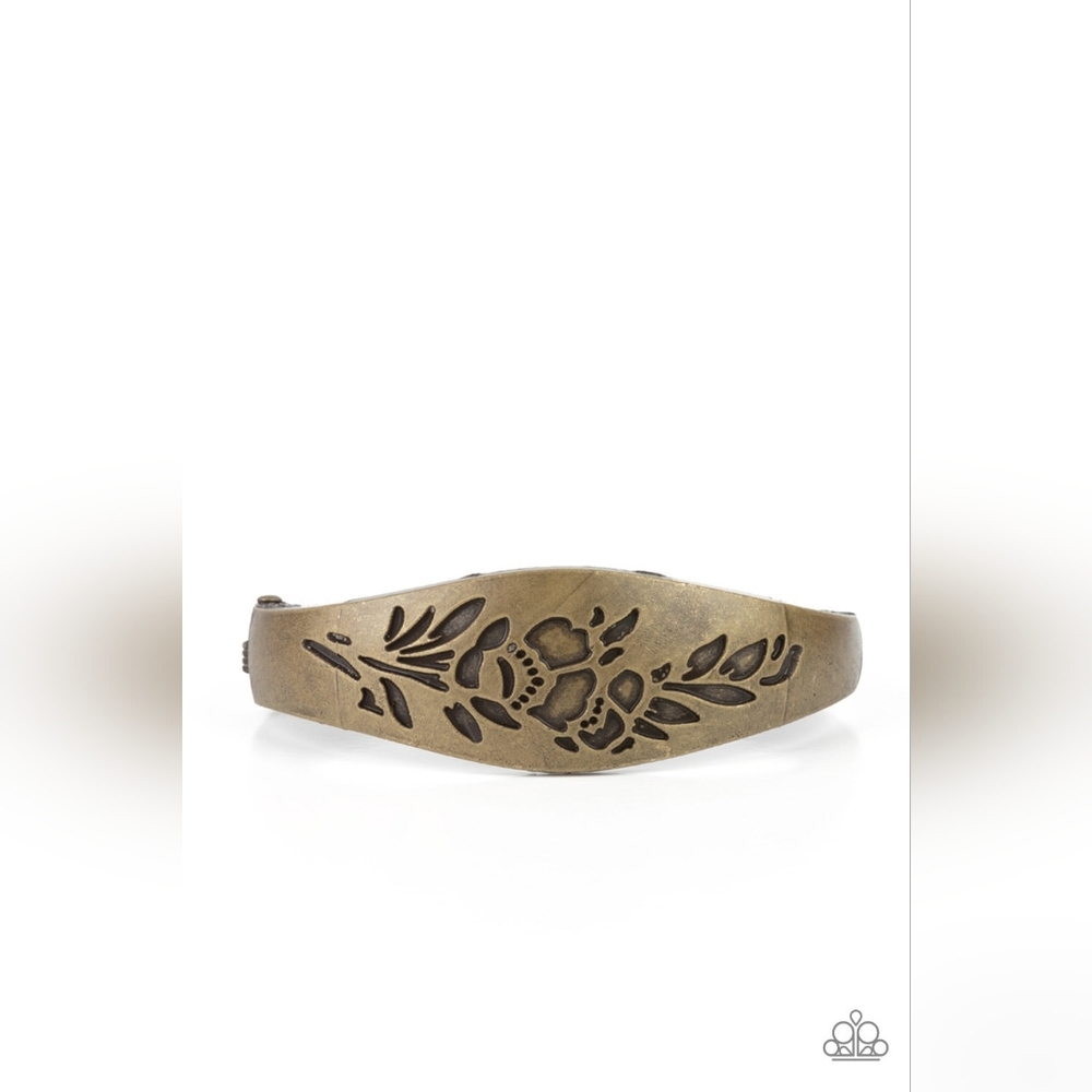 Fond of Florals Bracelet - Picture 2 of 2